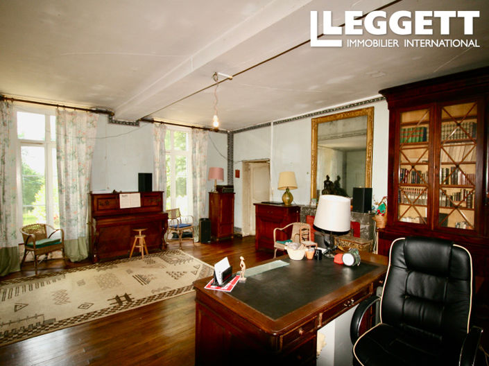 Image No.5-Maison de 10 chambres à vendre à Orgedeuil