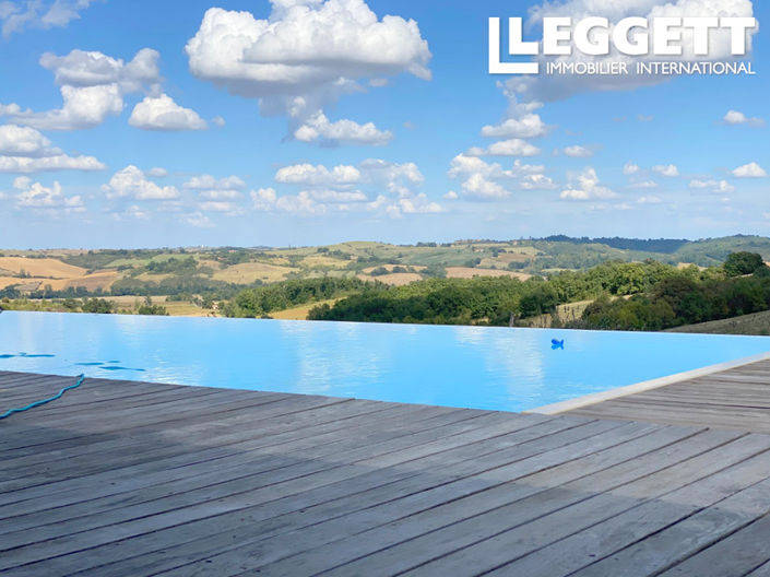 Image No.2-5 Bed House for sale