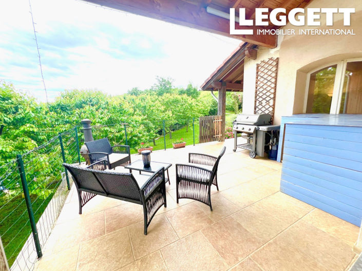 Image No.9-5 Bed House for sale