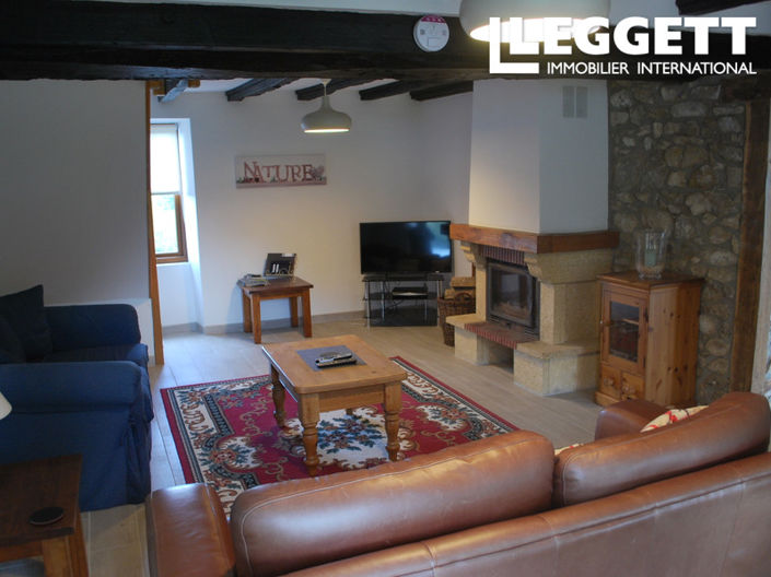 Image No.7-9 Bed House for sale