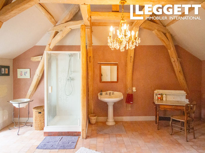 Image No.7-3 Bed House for sale