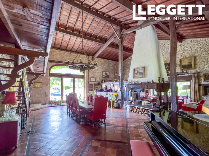 Image No.4-5 Bed House for sale