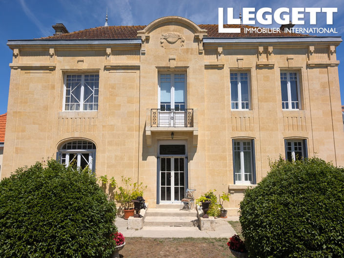 Image No.1-9 Bed House for sale