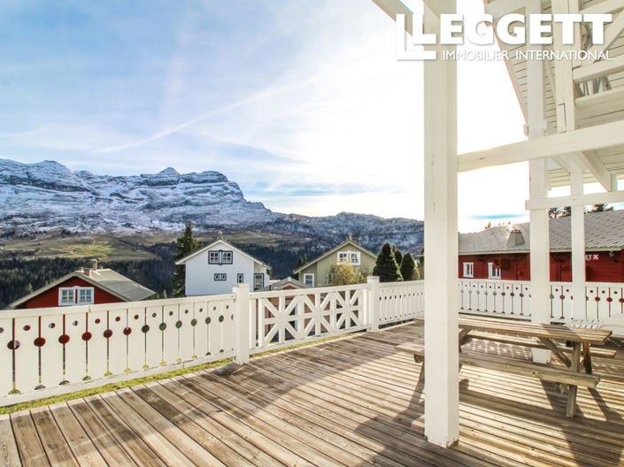 Image No.2-4 Bed House for sale