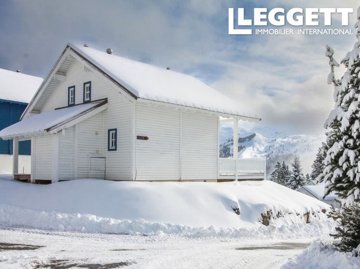 Image No.2-4 Bed House for sale