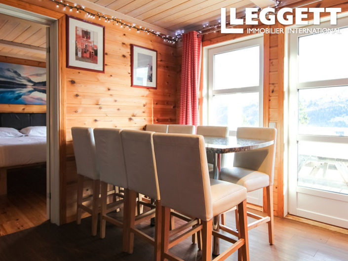 Image No.7-4 Bed House for sale