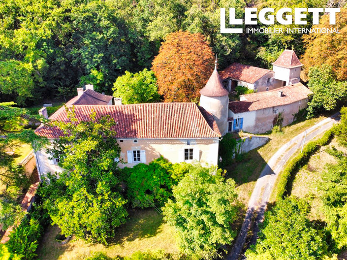 Image No.6-6 Bed Chateaux for sale