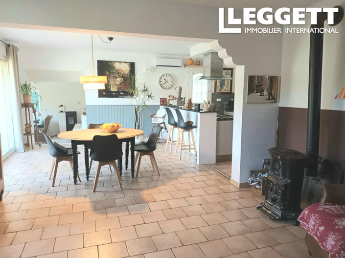 Image No.6-4 Bed House for sale