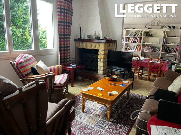 Image No.7-3 Bed House for sale