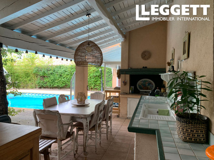 Image No.3-4 Bed House for sale