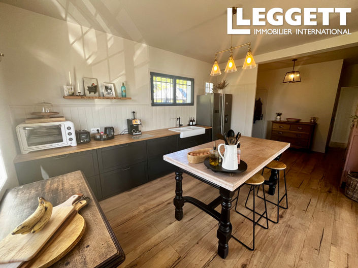 Image No.3-3 Bed House for sale