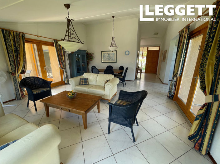 Image No.5-4 Bed House for sale