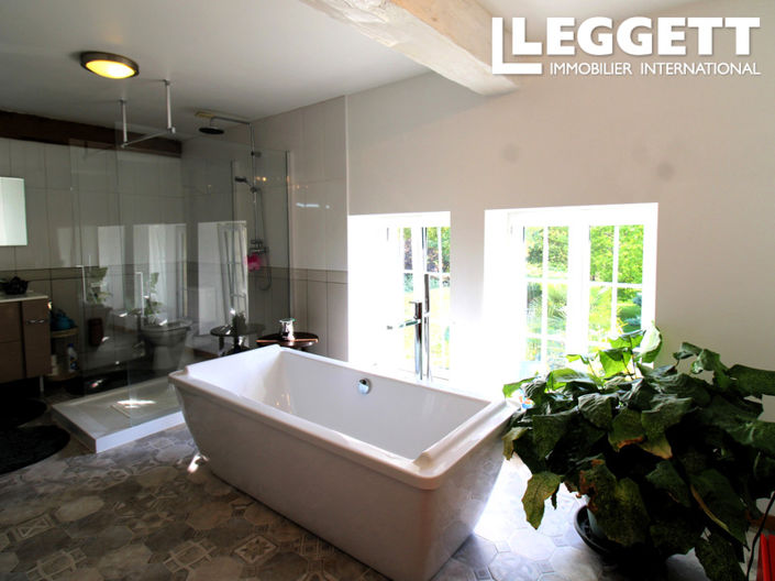 Image No.6-Maison de 11 chambres à vendre à Calvados