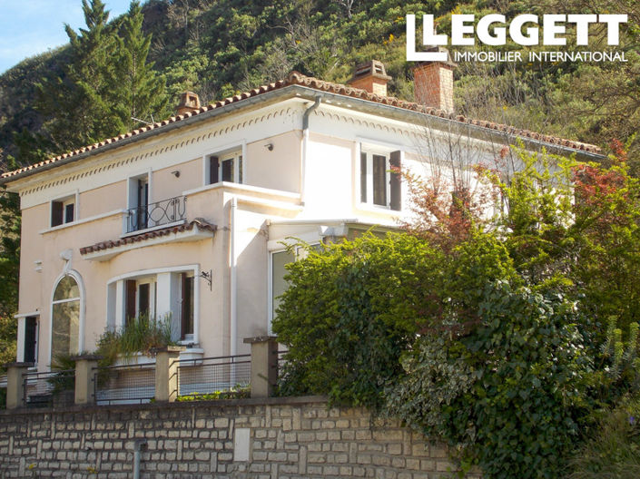 Image No.1-4 Bed House for sale