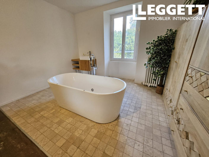 Image No.7-Maison de 4 chambres à vendre à Antonne-et-Trigonant