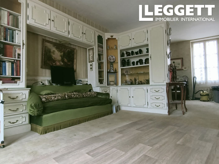 Image No.5-6 Bed House for sale