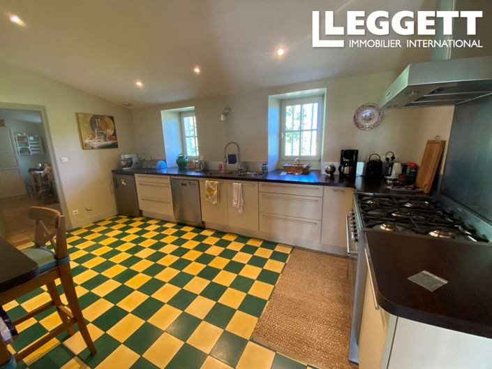 Image No.7-3 Bed House for sale