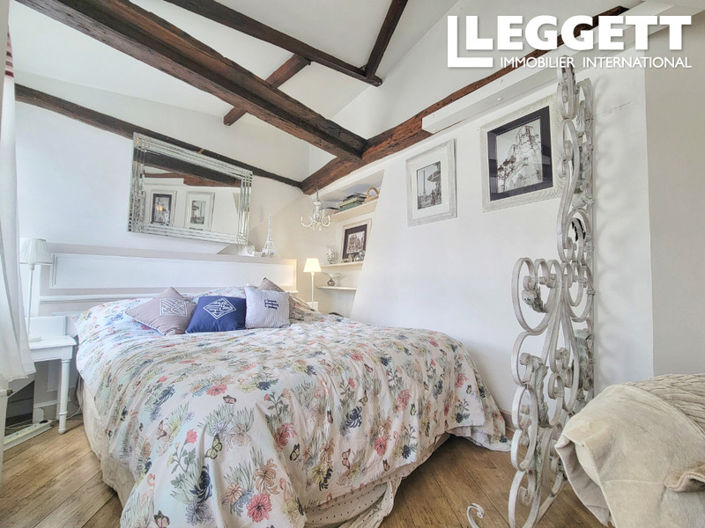 Image No.5-Apartment for sale