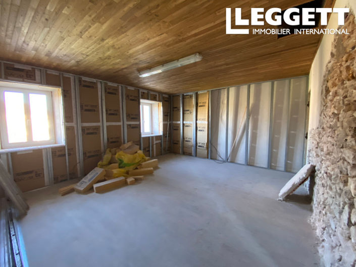 Image No.5-Maison de 2 chambres à vendre à Écuras