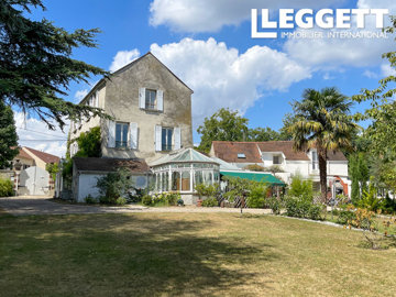 1 - Villiers-Adam, House