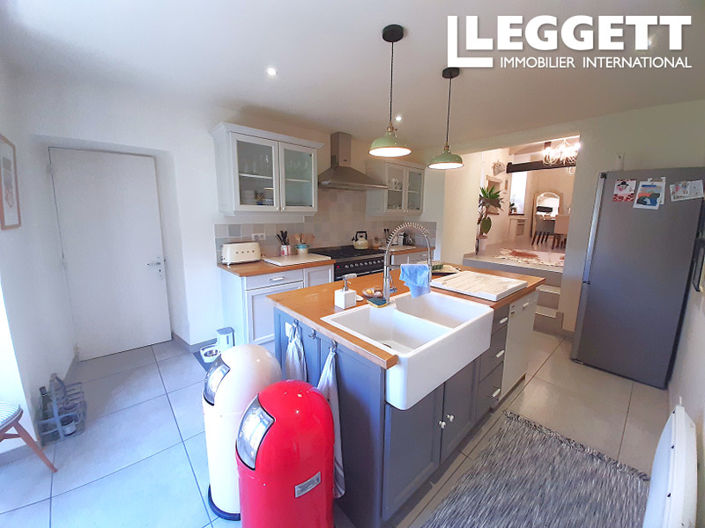 Image No.3-Maison de 4 chambres à vendre à Saint-Paul-Lizonne