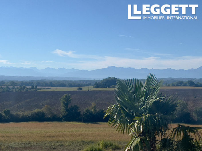 Image No.3-6 Bed House for sale