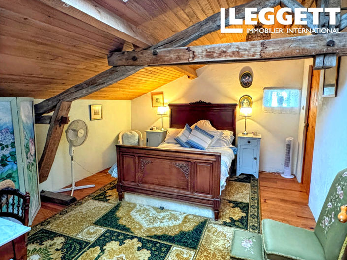 Image No.9-2 Bed House for sale