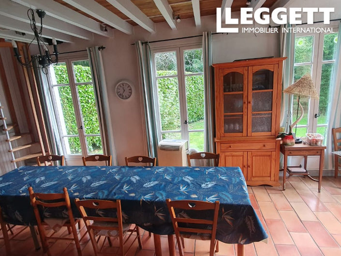 Image No.7-9 Bed House for sale