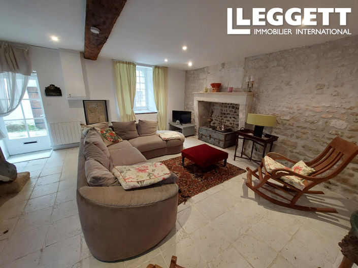 Image No.1-4 Bed House for sale