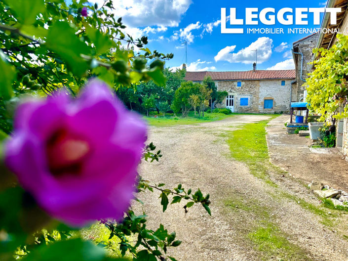 Image No.1-4 Bed House for sale