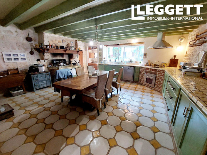 Image No.6-4 Bed House for sale