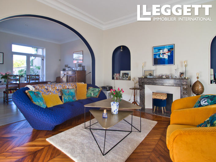 Image No.2-4 Bed House for sale