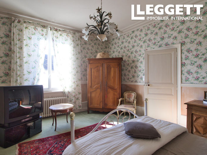 Image No.7-4 Bed House for sale