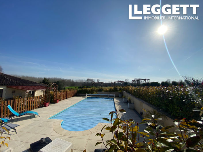 Image No.2-Maison de 6 chambres à vendre à Angeac-Champagne