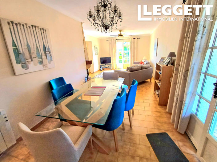 Image No.6-4 Bed House for sale