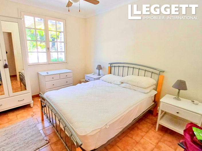 Image No.9-4 Bed House for sale