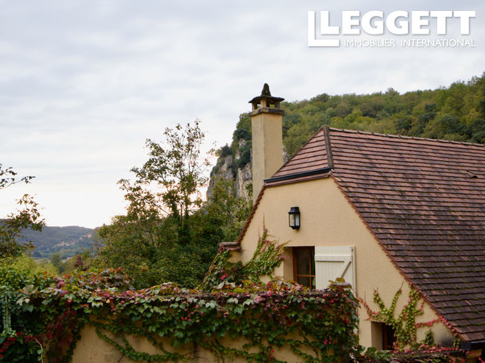 Image No.9-3 Bed House for sale