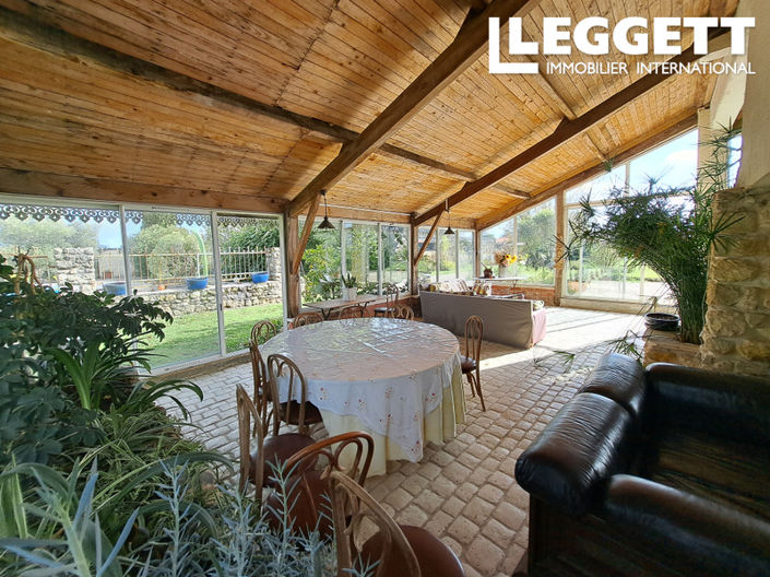 Image No.6-5 Bed House for sale