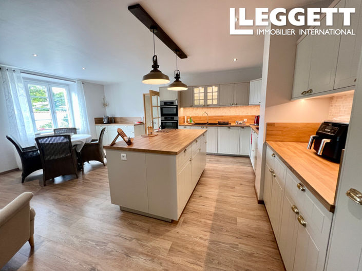 Image No.2-Maison de 5 chambres à vendre à Pérignac