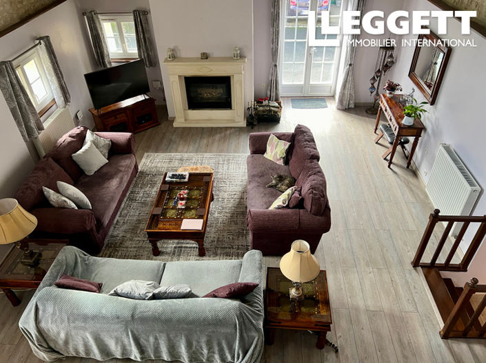 Image No.6-5 Bed House for sale