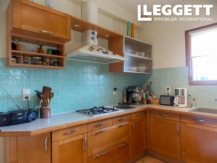 Image No.6-3 Bed House for sale