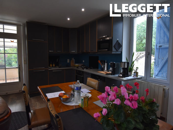 Image No.6-3 Bed House for sale