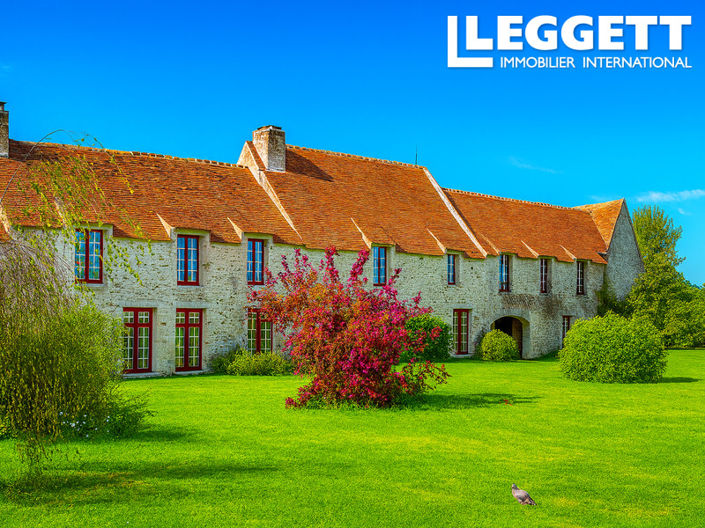 Image No.2-14 Bed Chateaux for sale