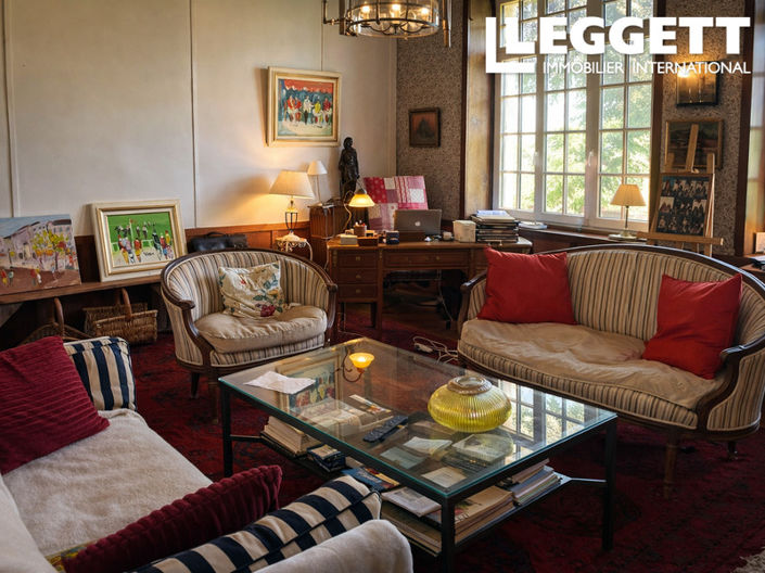 Image No.6-14 Bed Chateaux for sale