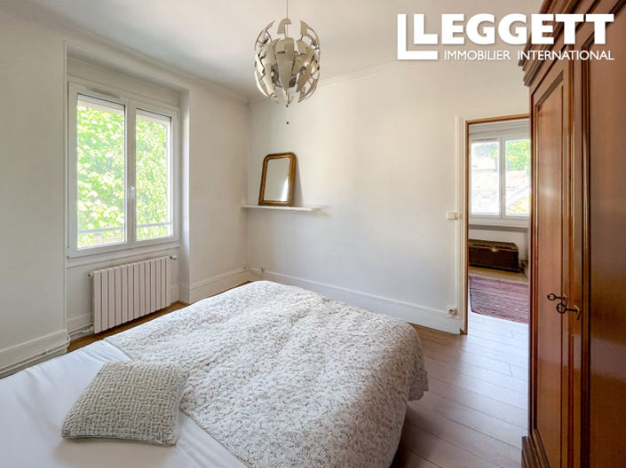 Image No.4-5 Bed House for sale