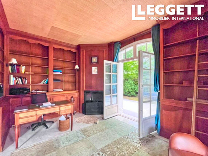 Image No.7-9 Bed House for sale