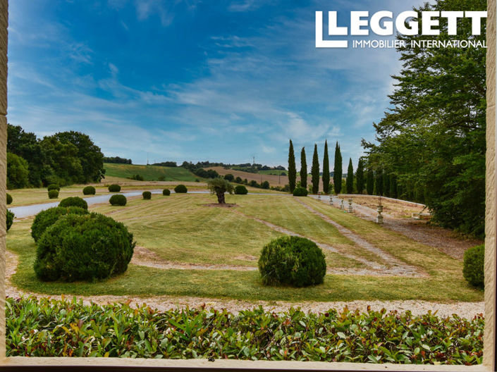 Image No.10-5 Bed House for sale