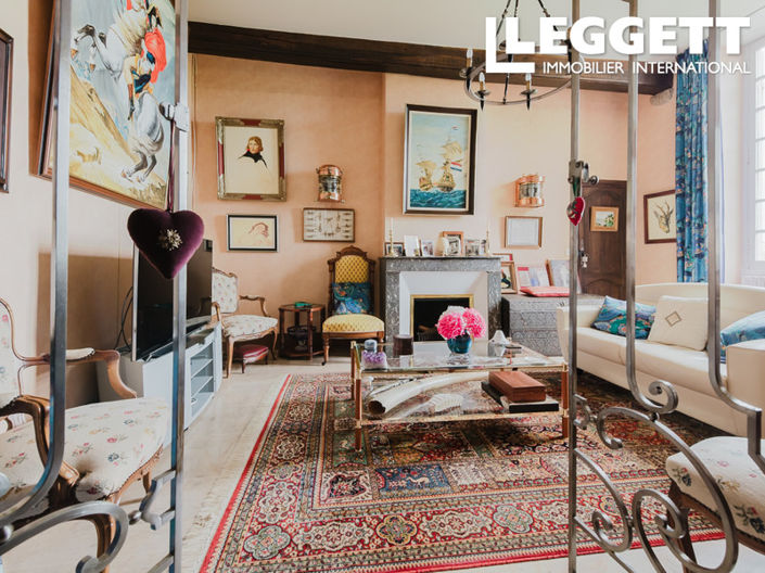 Image No.3-5 Bed House for sale