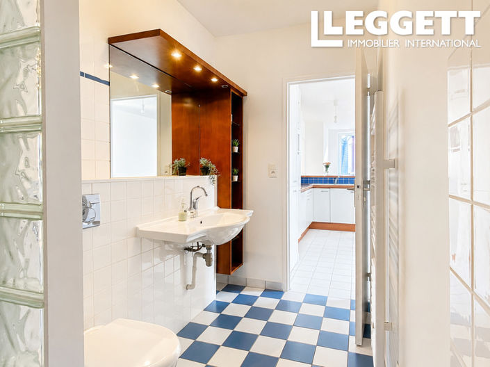 Image No.5-2 Bed Apartment for sale