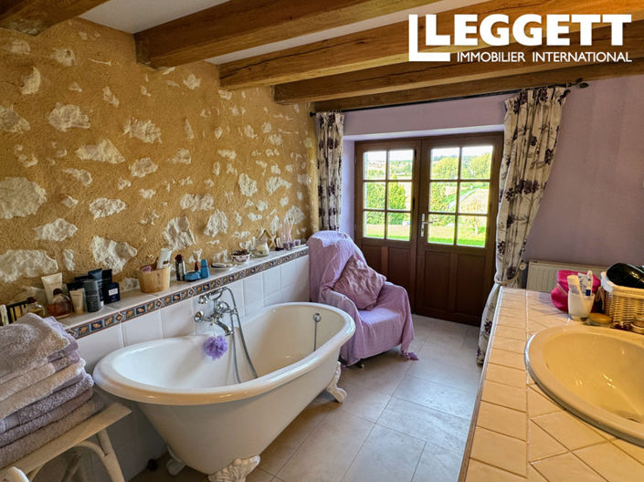 Image No.7-4 Bed House for sale